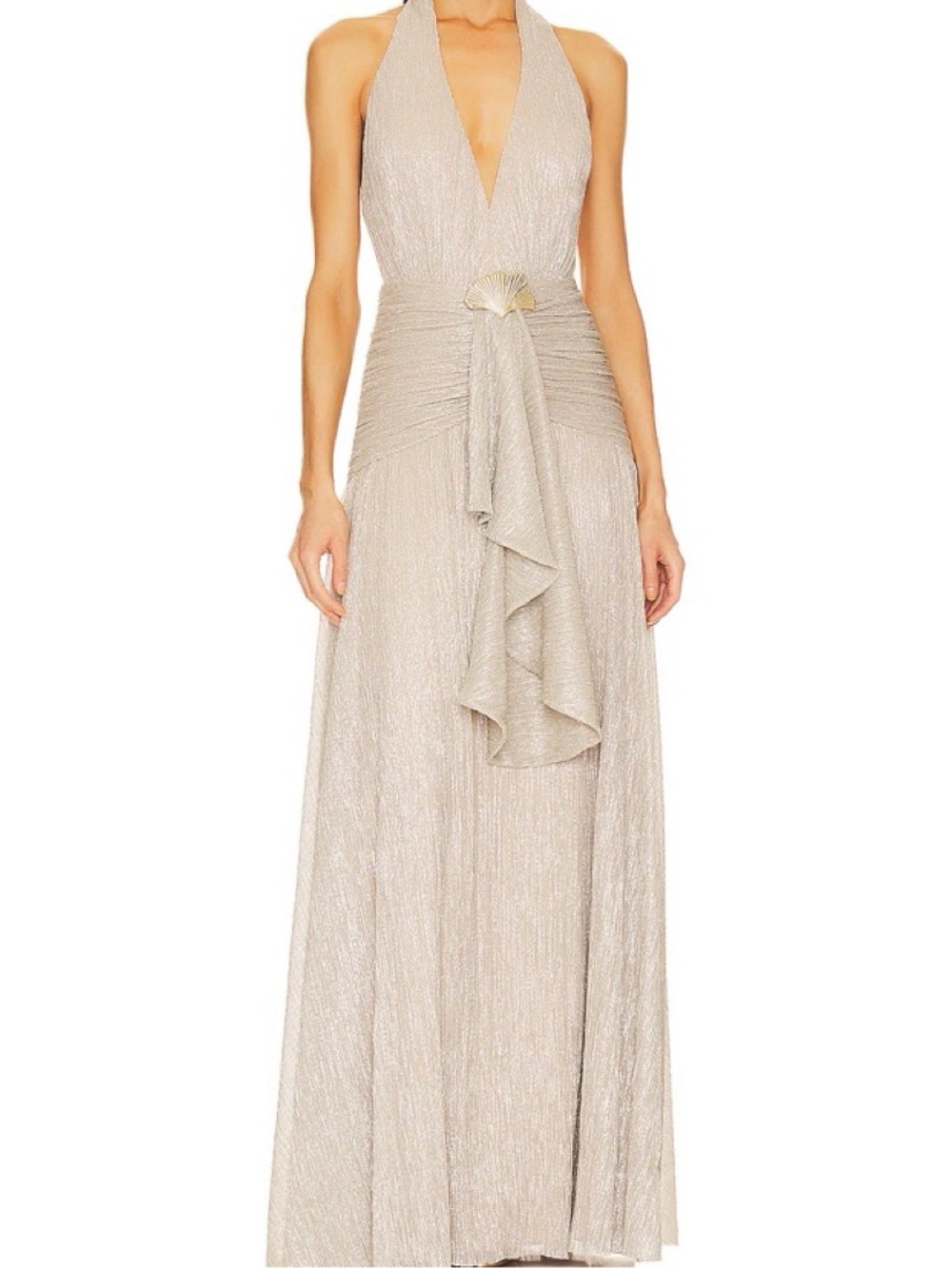 Maxi dress champange color. I am at 5’9”